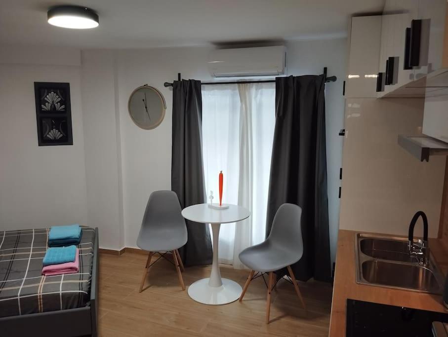 Nektar Cosy Apartment In City Centre Atina Dış mekan fotoğraf